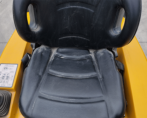 Chargeuse sur pneus compacte