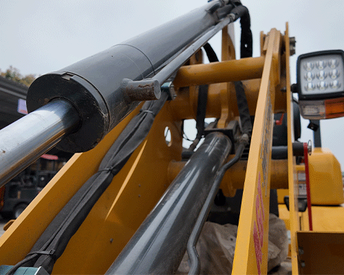 Chargeuse sur pneus compacte