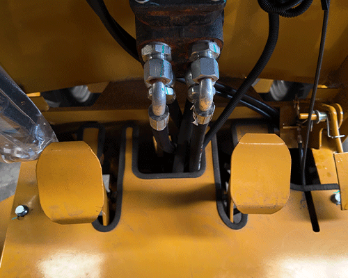 Chargeuse articulée compacte